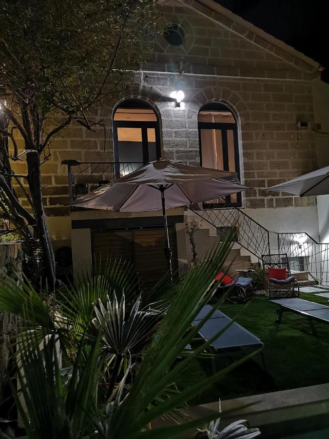 La Maison Grivolas Appartements Et Maison D'Hotes Avignon Kültér fotó