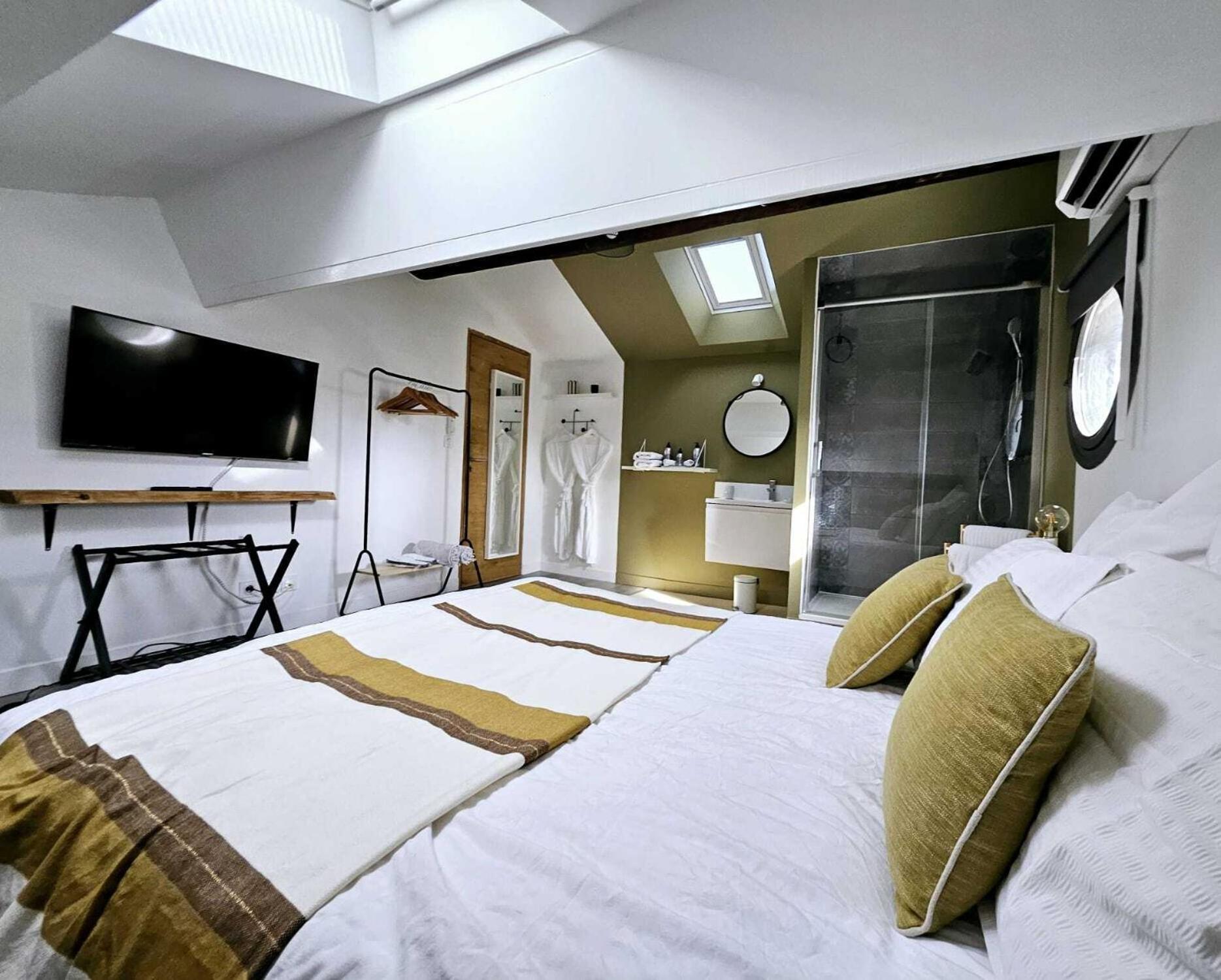 La Maison Grivolas Appartements Et Maison D'Hotes Avignon Szoba fotó